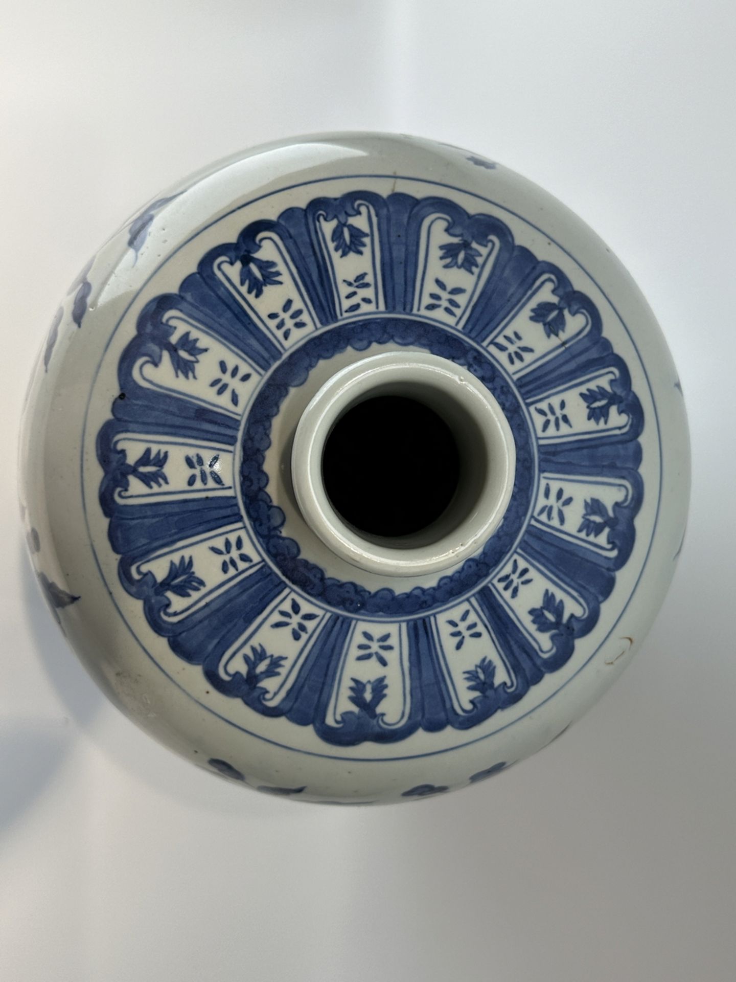 A Chinese Blue&White vase, 19TH/20TH Century Pr.  - Image 4 of 11