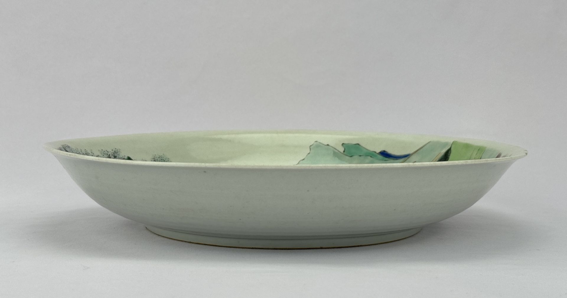 A Chinese Famille Rose dish, 17TH/18TH Century Pr. - Image 6 of 7