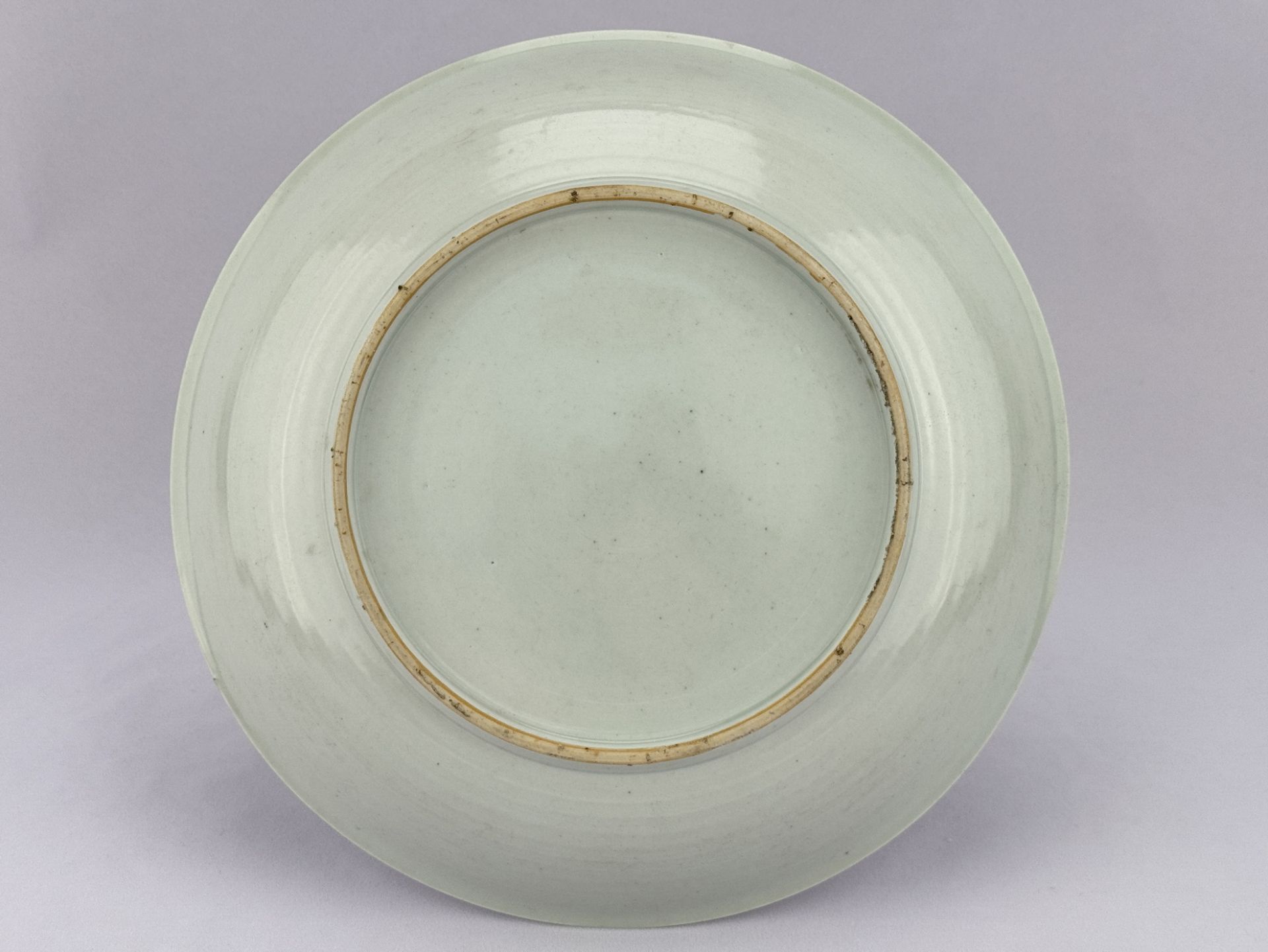 A Chinese Famille Rose dish, 17TH/18TH Century Pr. - Image 4 of 7