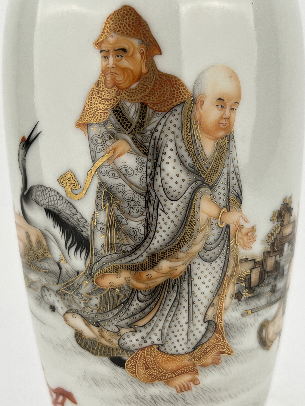 A Chinese Famille Rose gilt vase, 19TH/20TH Century Pr. - Image 4 of 10