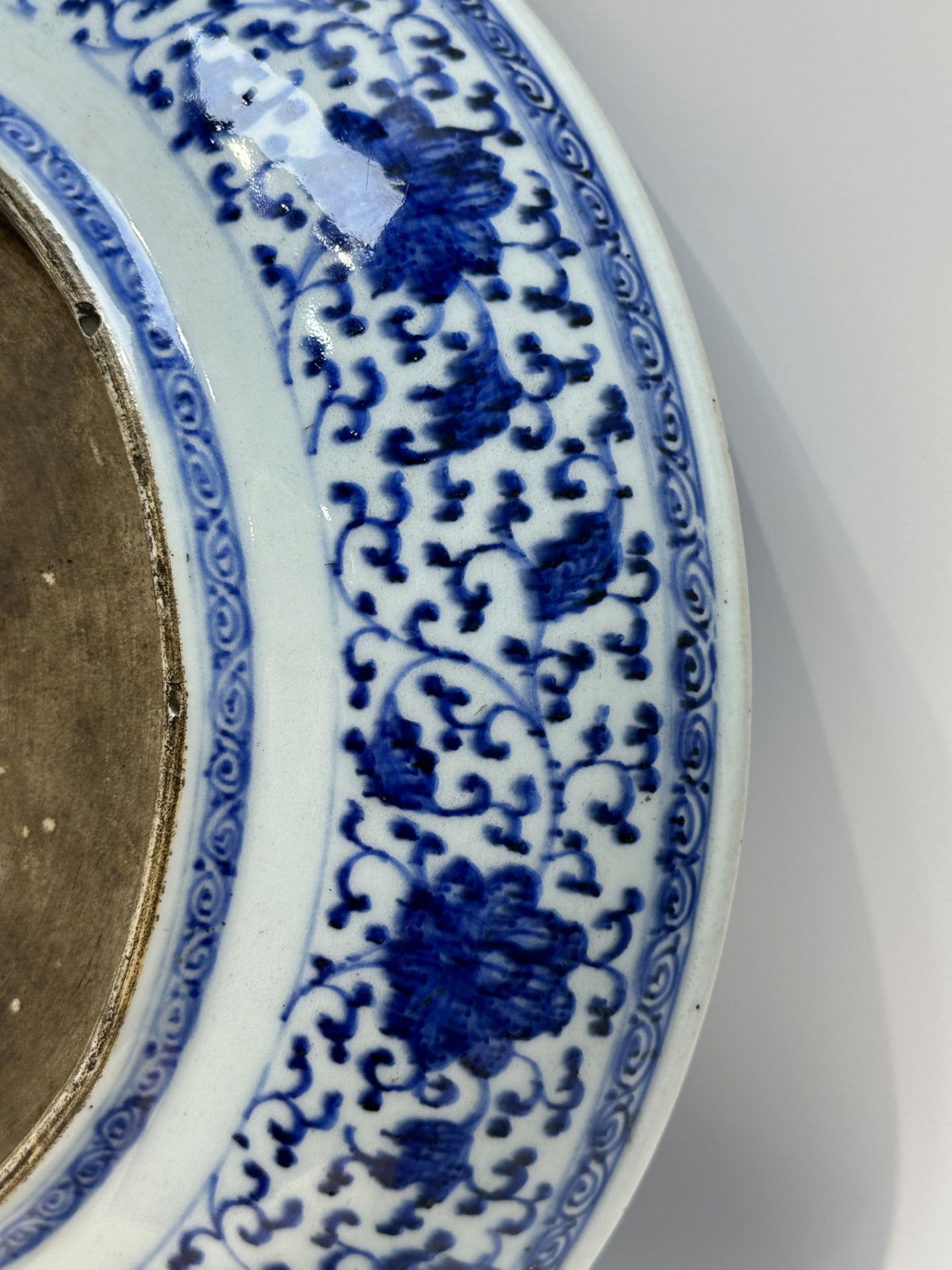 A Chinese Blue&White dish, 17TH/18TH Century Pr.  - Bild 13 aus 14
