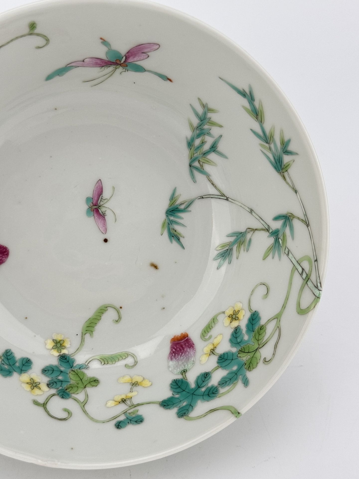 A Chinese Famille Rose bowl, 18TH/19TH Century Pr.  - Image 4 of 6