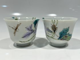 A pair of Chinese Famille Rose cups, 19TH/20TH Century Pr.