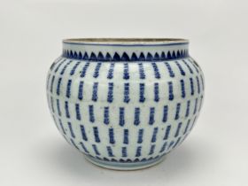 A Chinese Blue&White jar, 17TH/18TH Century Pr.