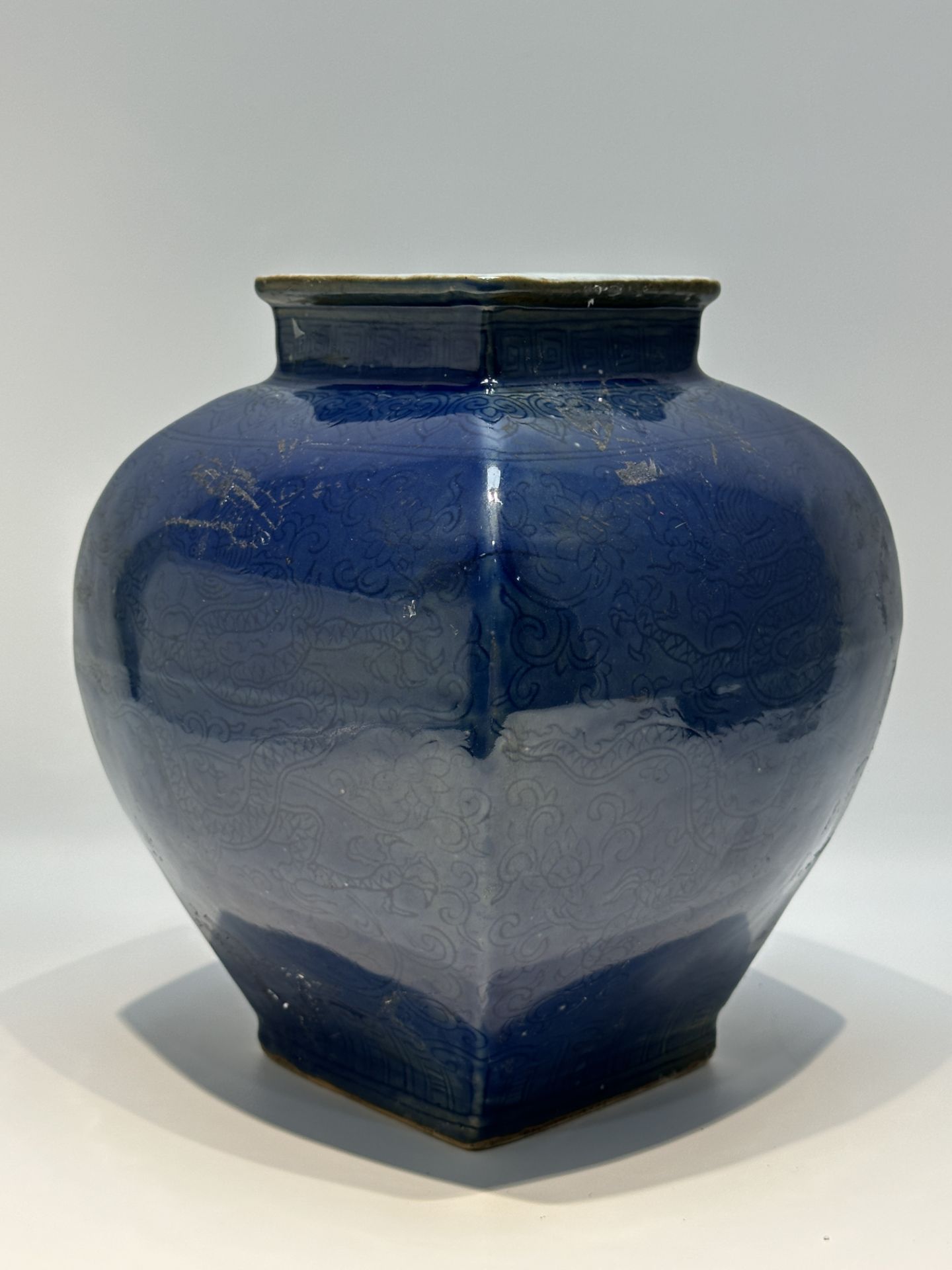 A Chinese blue monochorome vase, 17TH/18TH Century Pr. 