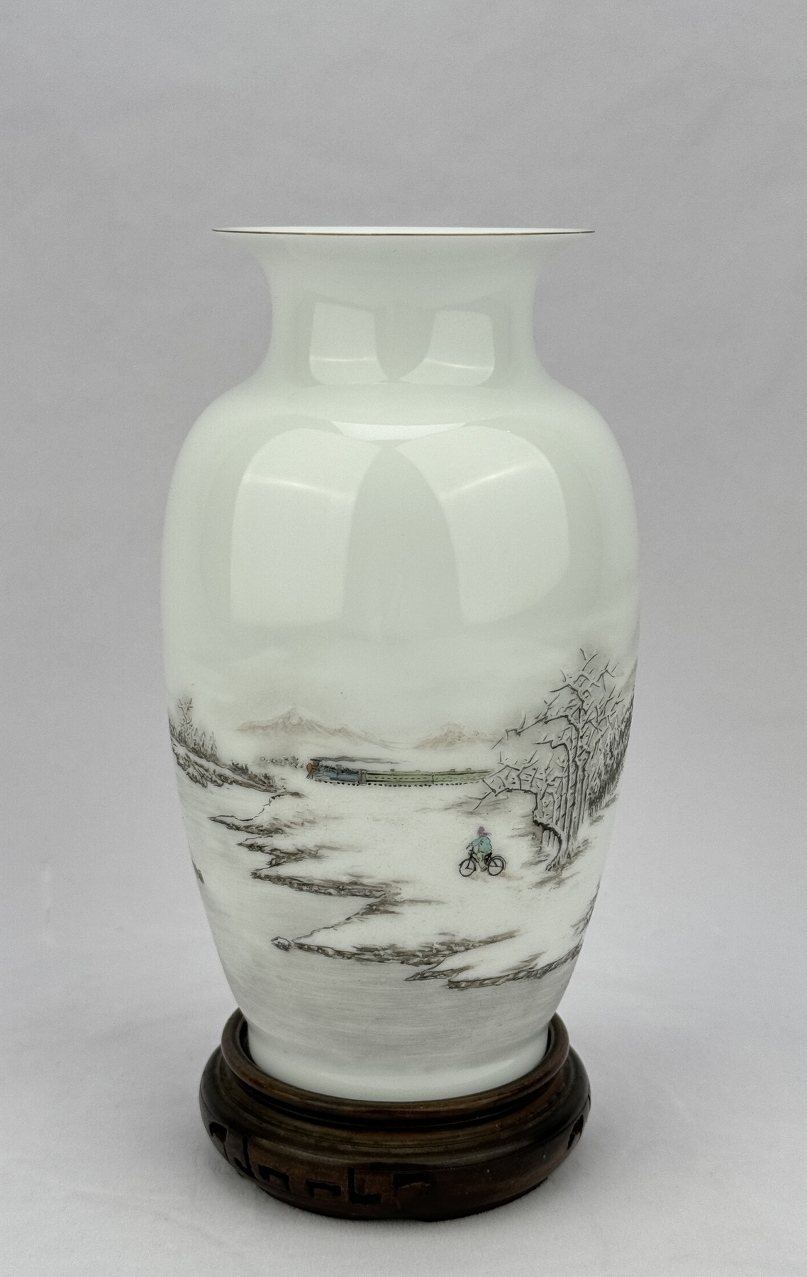 A Chinese Famille Rose vase, 19TH/20TH Century Pr.  - Image 3 of 10