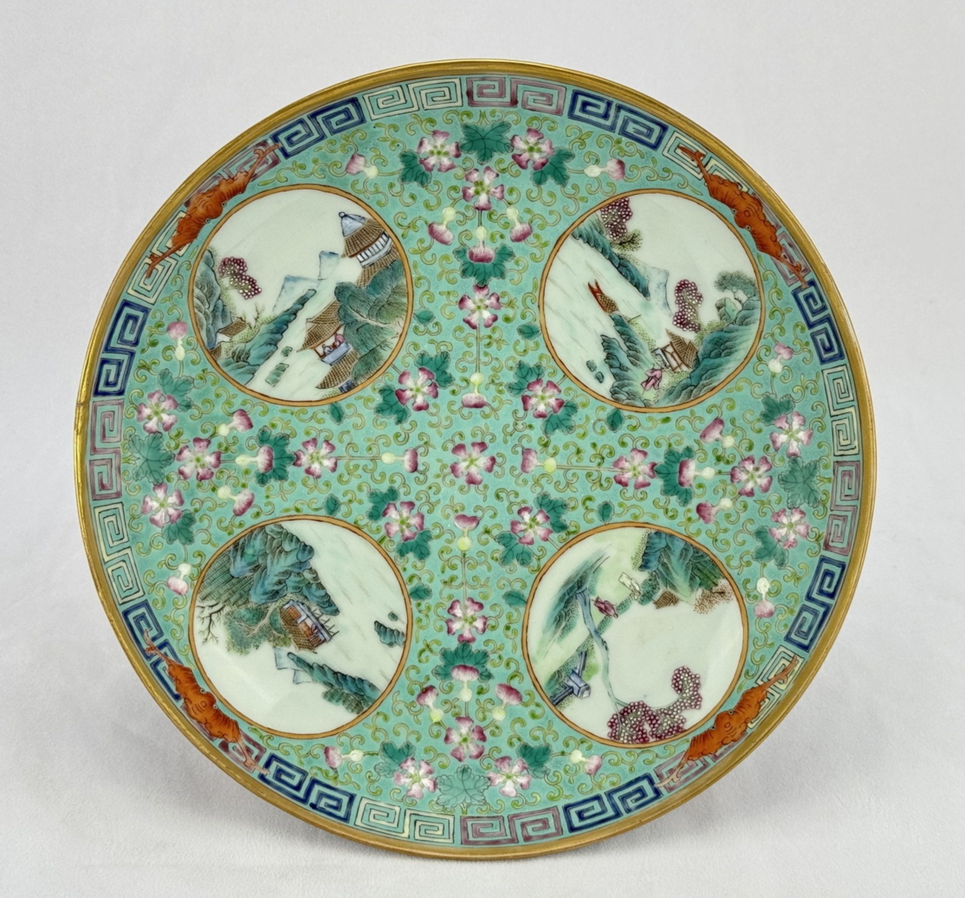 A Chinese Famille Rose dish, 17TH/18TH Century Pr. 