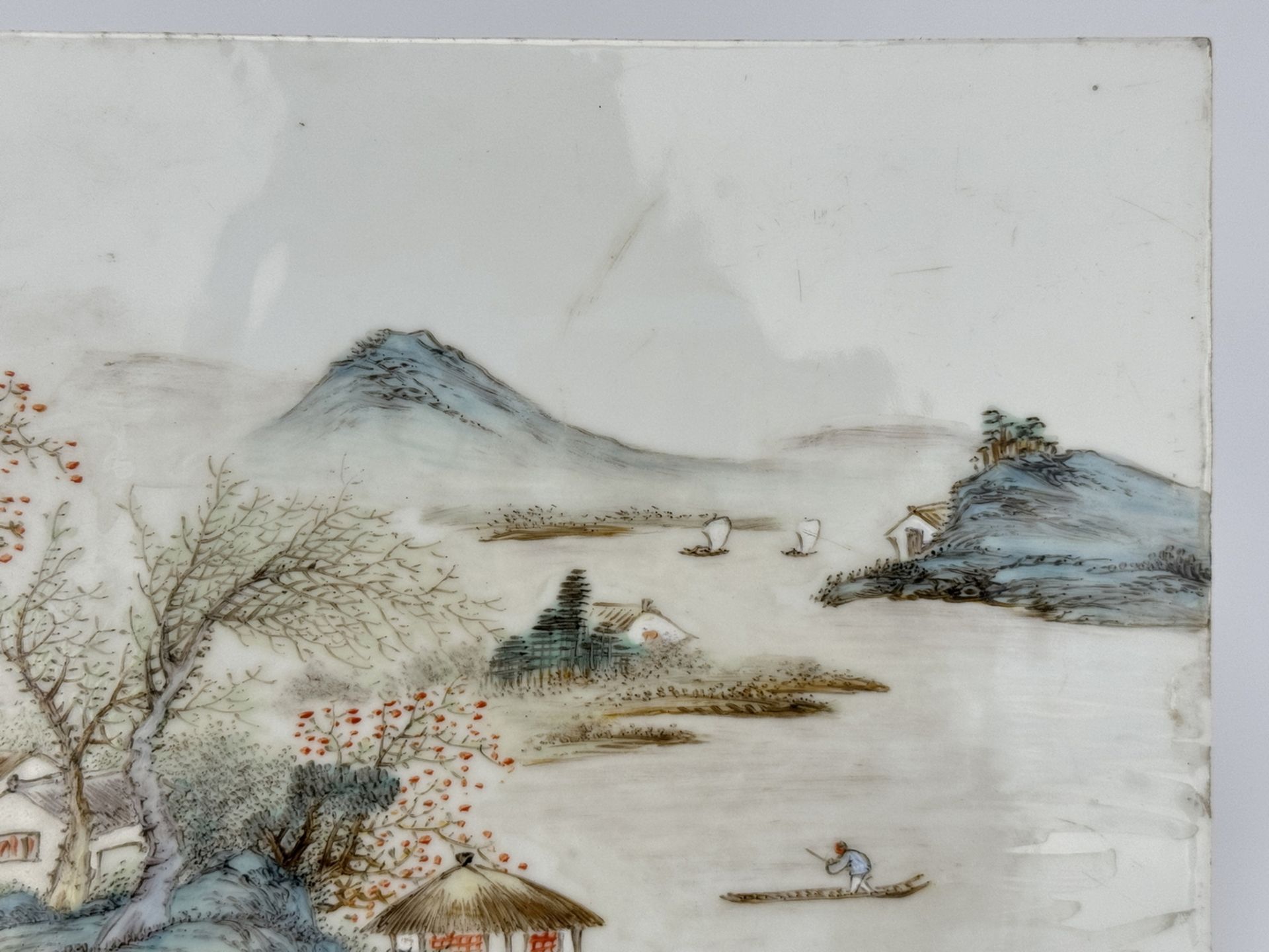 A Chinese porcelain plaque, 19TH/20TH Century Pr.  - Bild 3 aus 5