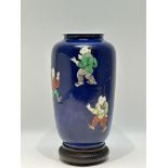 A Chinese Famille Rose vase, 18TH/19TH Century Pr. 