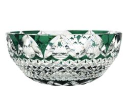 Crystal bowl, a high-quality and massive Belgian bowl, made by 'Val Saint Lambert', decorated with a