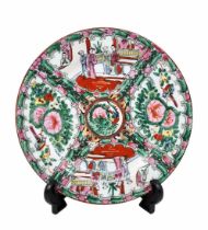 Chinese porcelain plate, the plate is decorated with hand paintings in polychrome enamel in a