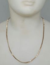 Yellow gold chain, 14 carat, signed. Weight: 4.92 grams. Length: 40 cm. Period: 20th century