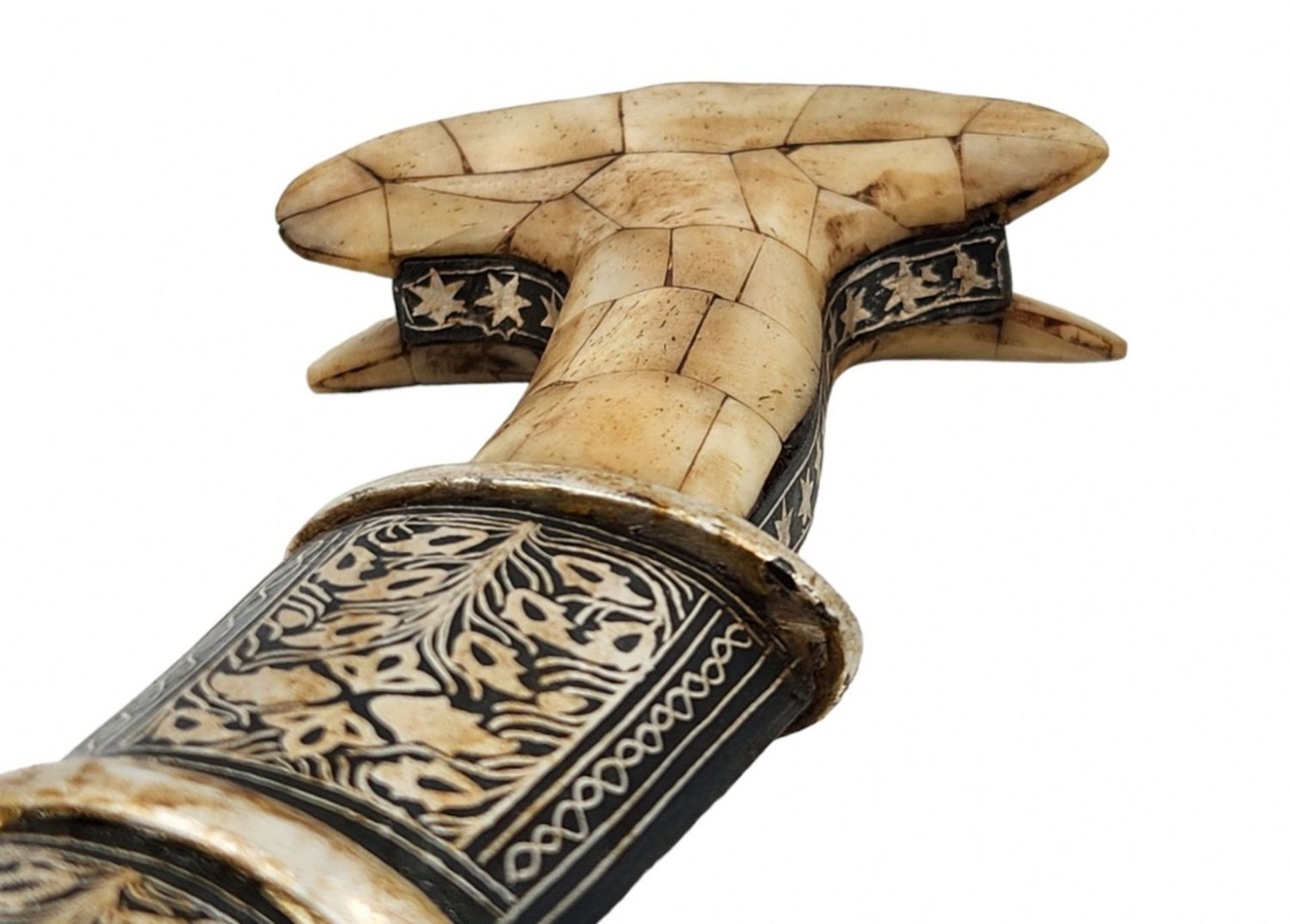 Decorative dagger, made of metal and bone. Length: 32 cm. Width: 8 cm. Period: 20th century - Bild 5 aus 6