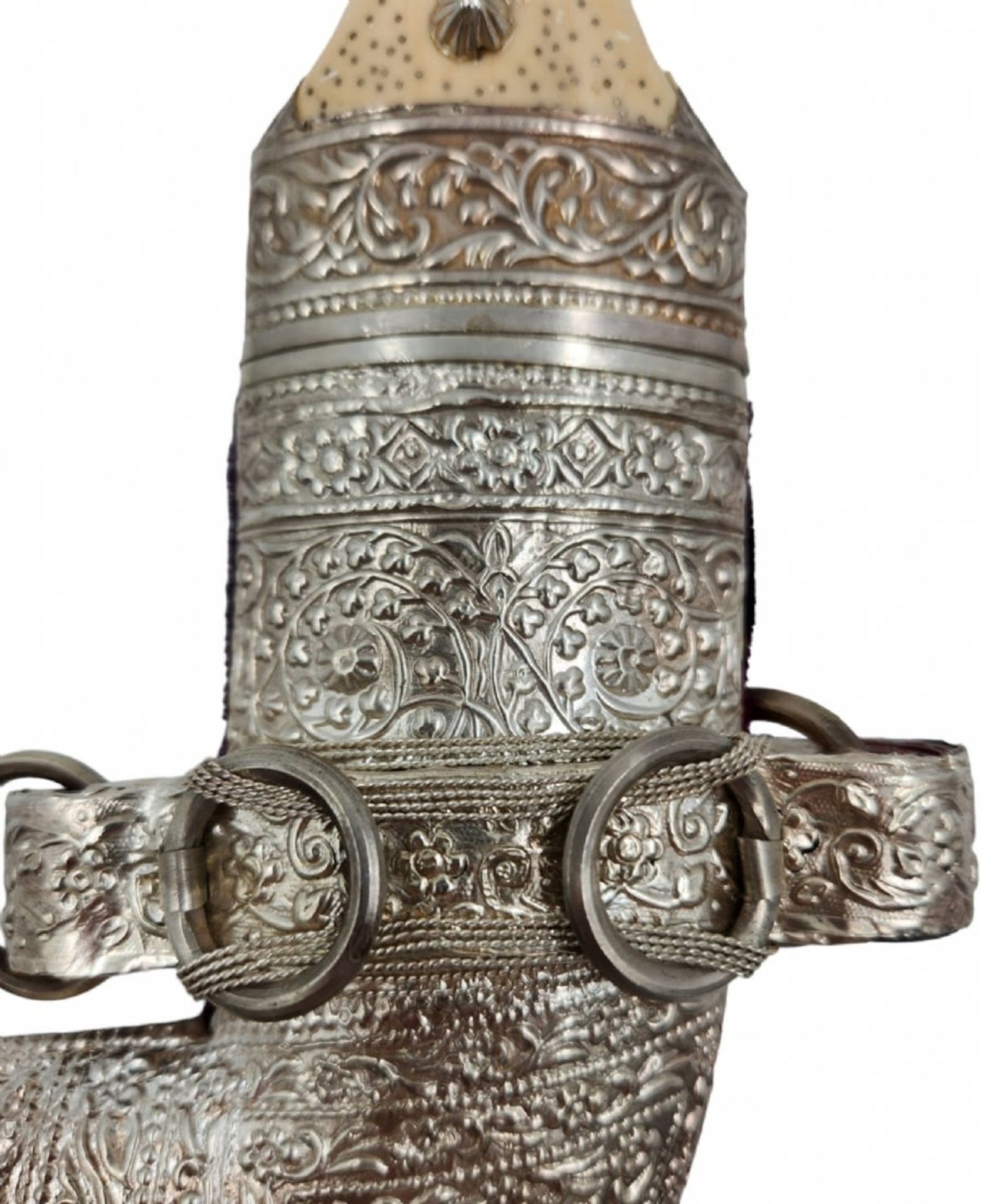 Decorative Yemenite Jambia dagger, is made of silver-plated metal and butt is made of cast white - Bild 6 aus 7