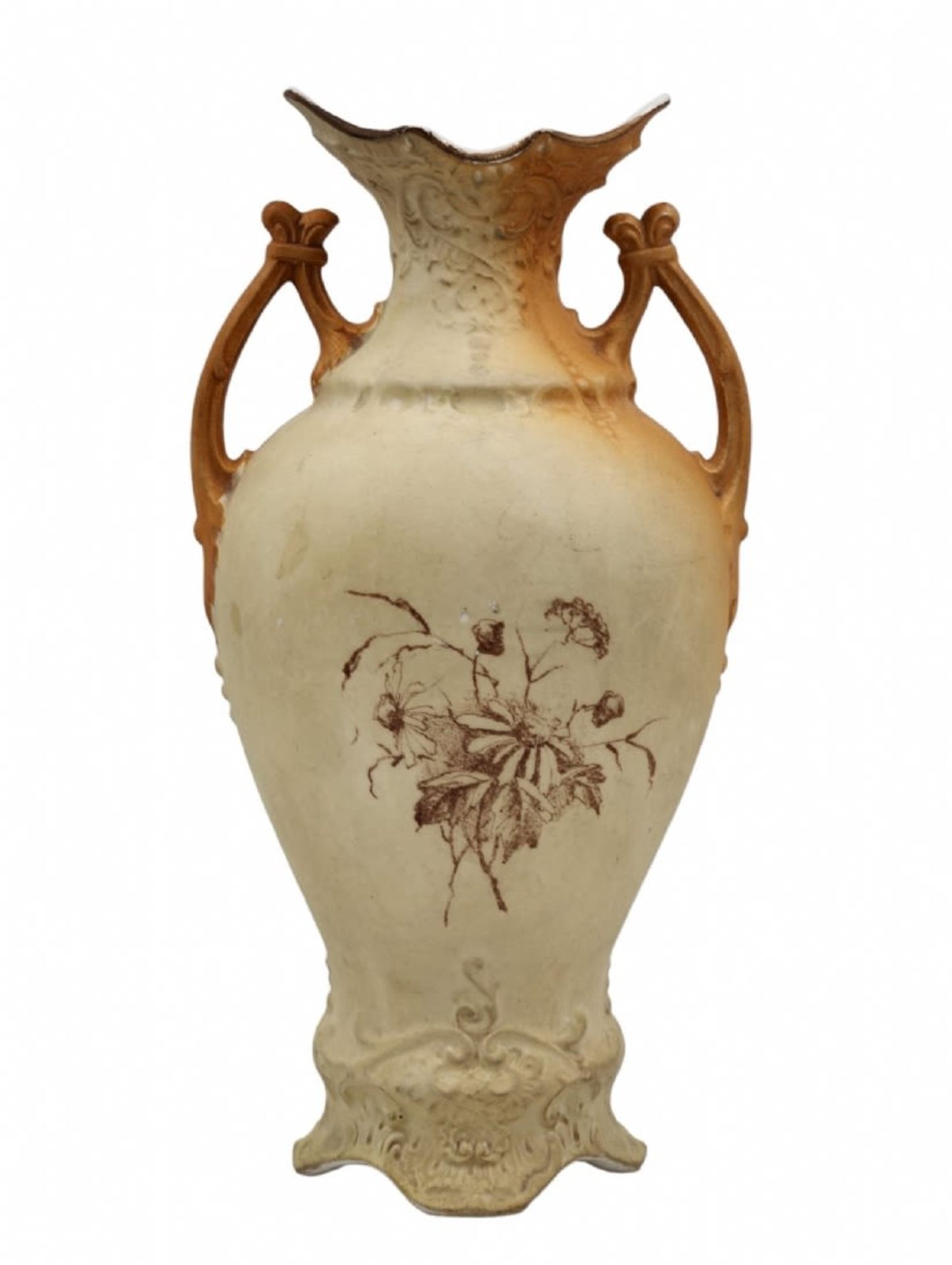 An antique Austrian vase from the last quarter of the 19th century, made of porcelain decorated, - Image 2 of 5