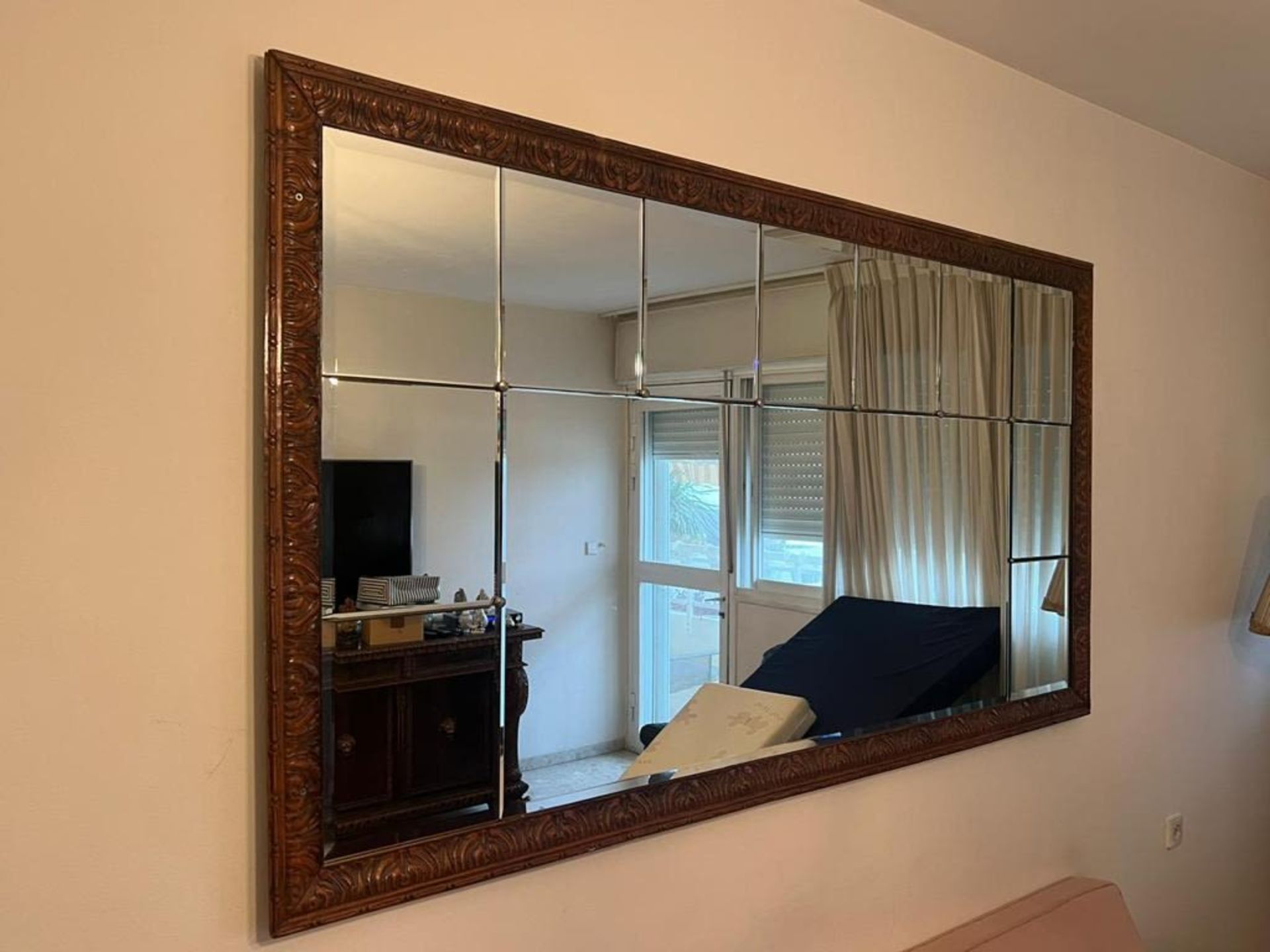 Rectangular mirror, antique style mirror, made of wood. Dimensions: Width: 197 cm. Length: 107 - Image 2 of 6