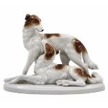 Quality porcelain figurine, in the form of a pair of dogs, hand painted, not signed. Height: 16.5