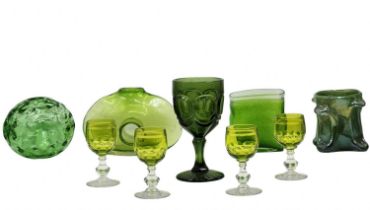 9 glass and crystal vessels, set of 4 quality crystal cups. Two studio vases. The height of the