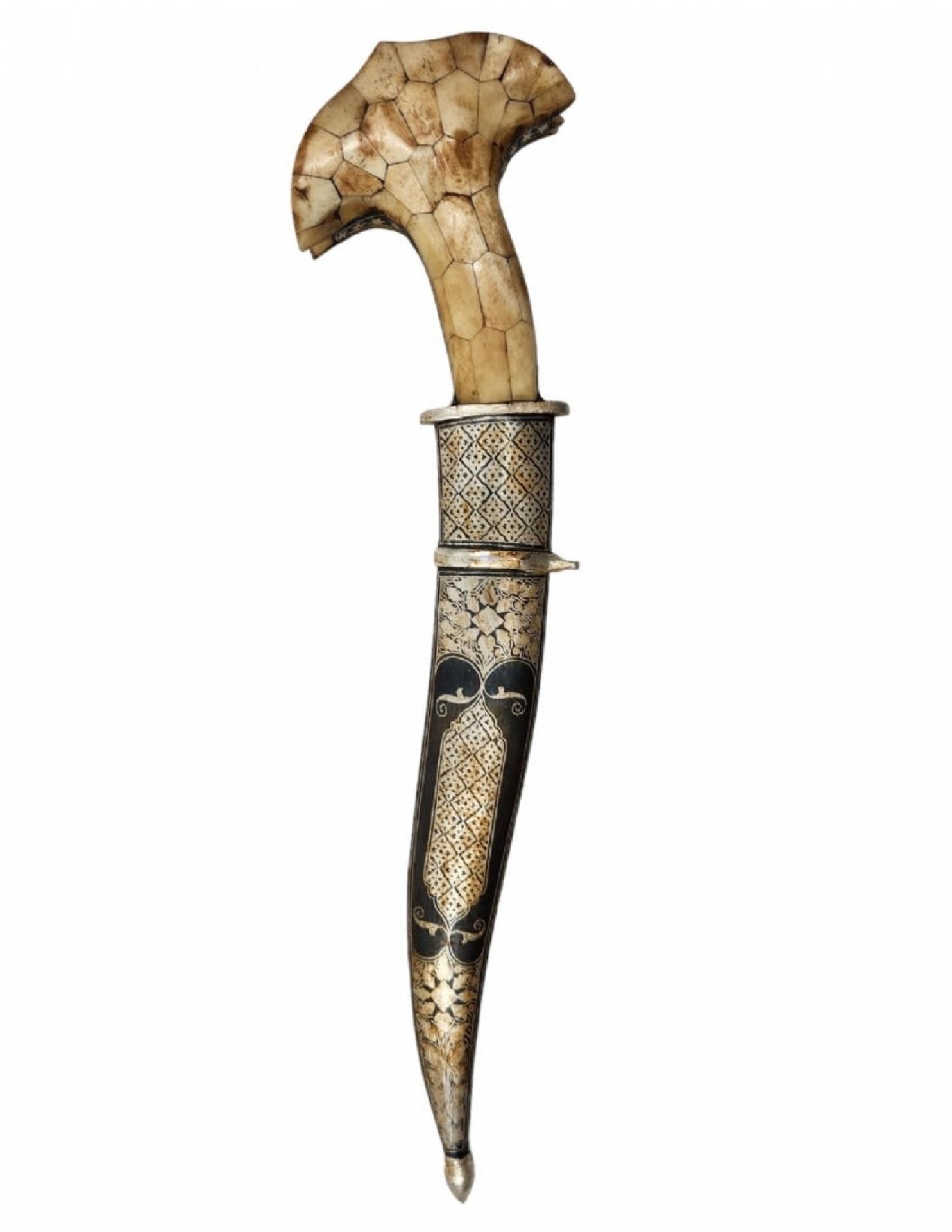 Decorative dagger, made of metal and bone. Length: 40 cm. Width: 10 cm. Period: 20th century - Bild 3 aus 6