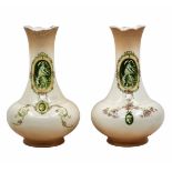 A pair of antique English jugs (Victorian) from the 19th century, made by: 'Samuel Fielding & Co