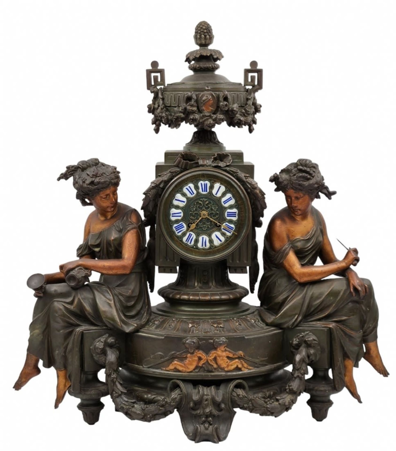 A high-quality and particularly impressive antique French mantel clock from the end of the 19th