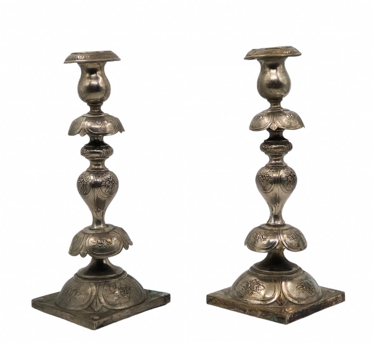 A pair of ancient Jewish candlesticks, for Shabbat, end of the 19th century, made by: 'Norblin - Image 2 of 6