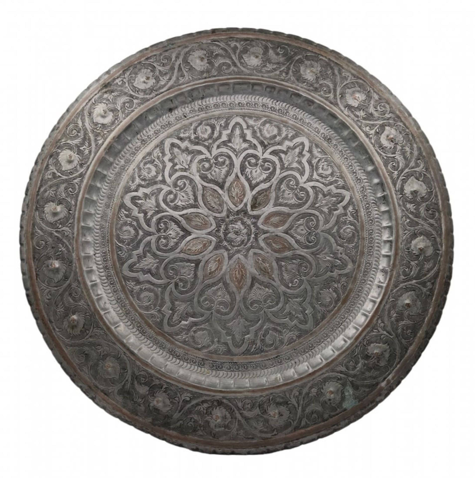 An impressive and beautiful Persian tray, made of copper, decorated with dense and high-quality