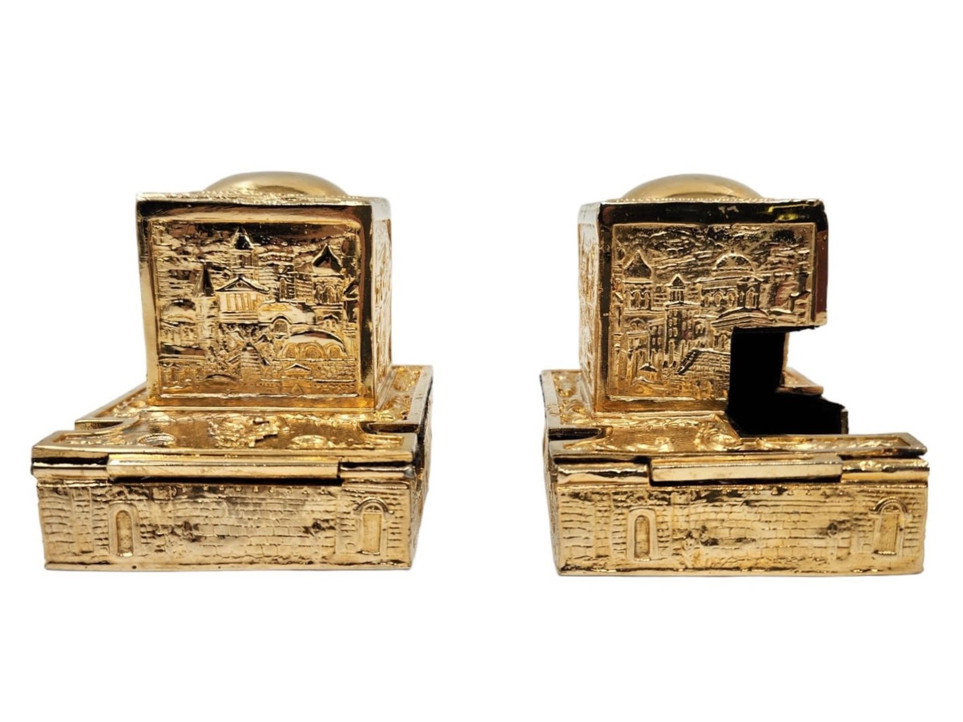A pair of high-quality and impressive Tefillin housings made of 'sterling' silver plated with - Image 6 of 12