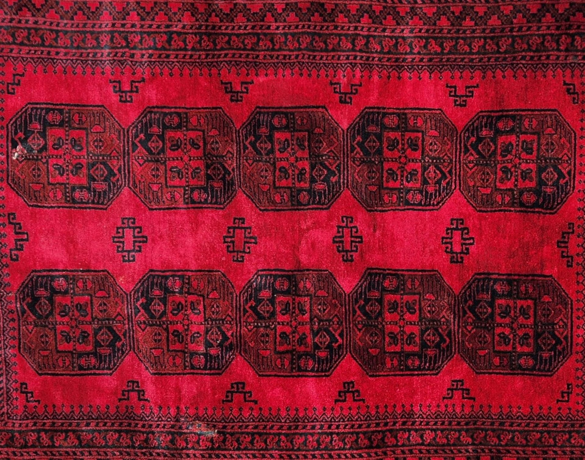Handmade carpet, carpet size: 200x142 cm.