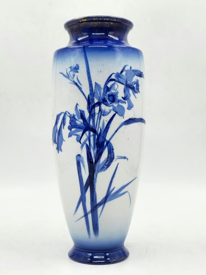 An antique English porcelain jug made by 'Royal Doulton', 'Blue Children Series Ware', late 19th - Image 5 of 6
