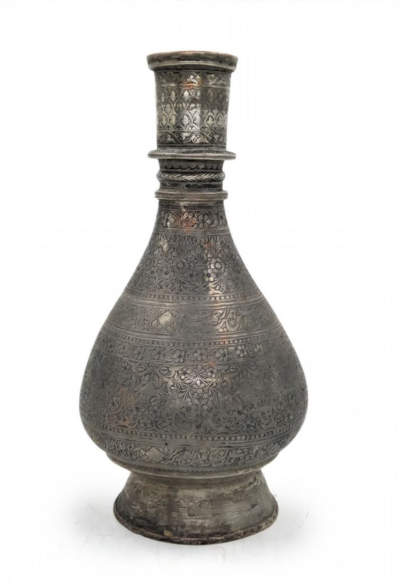 An antique Islamic hookah base, end of the 18th century., from the time of the Mughal Empire, - Bild 3 aus 7