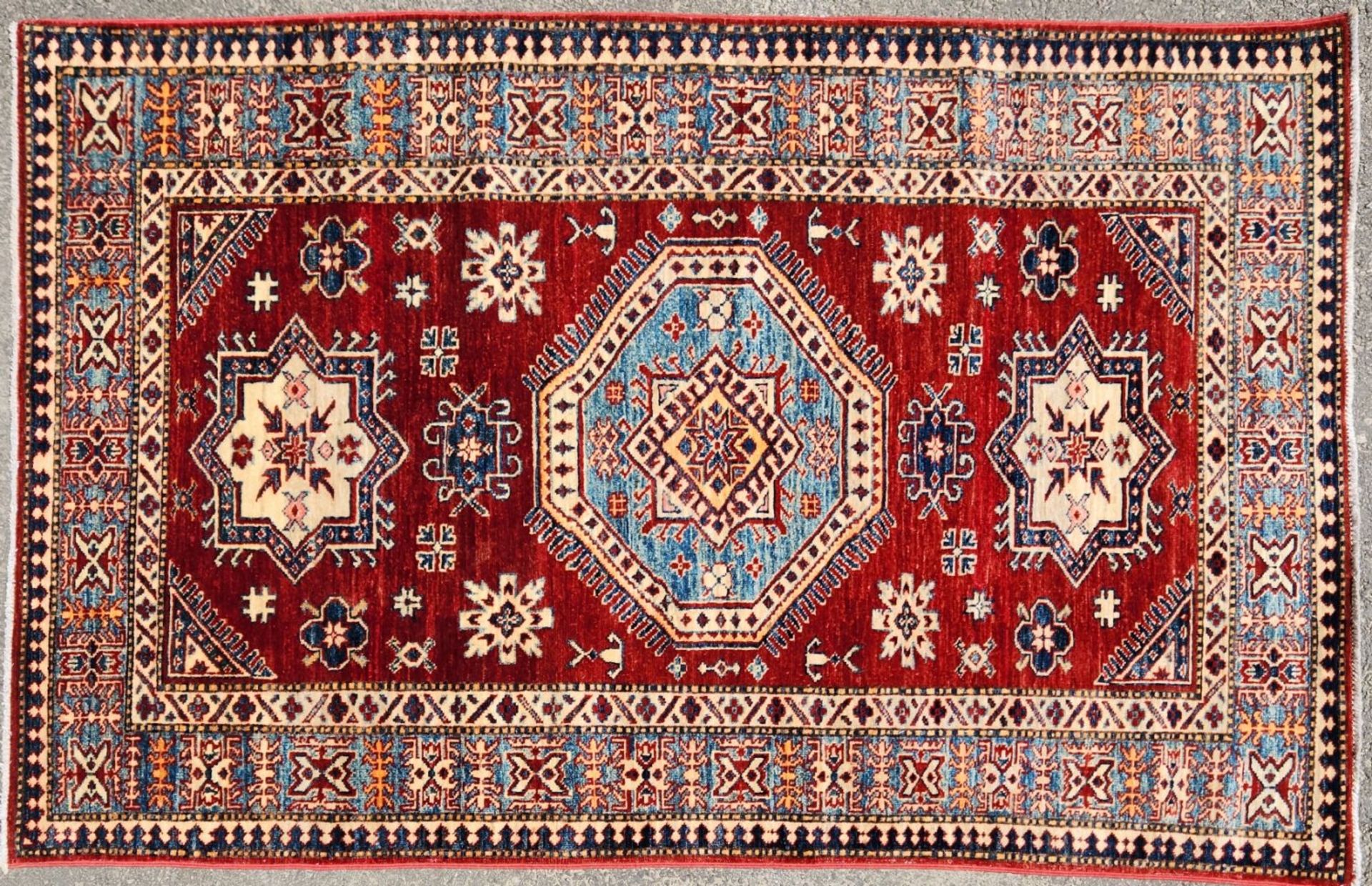 Handmade carpet, carpet size: 187X121 cm.