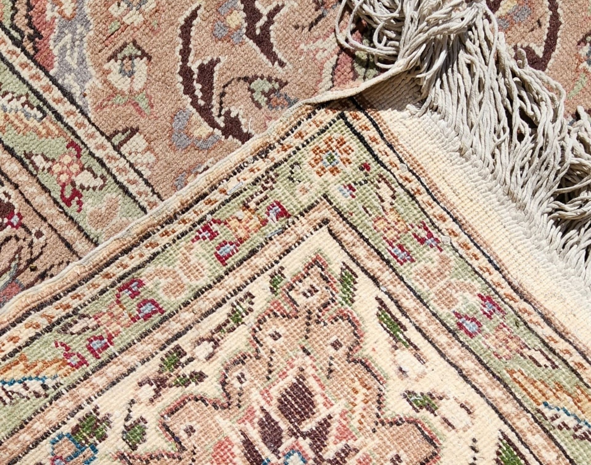 A large, high-quality and particularly beautiful Persian carpet, slightly worn, in the living - Image 5 of 15