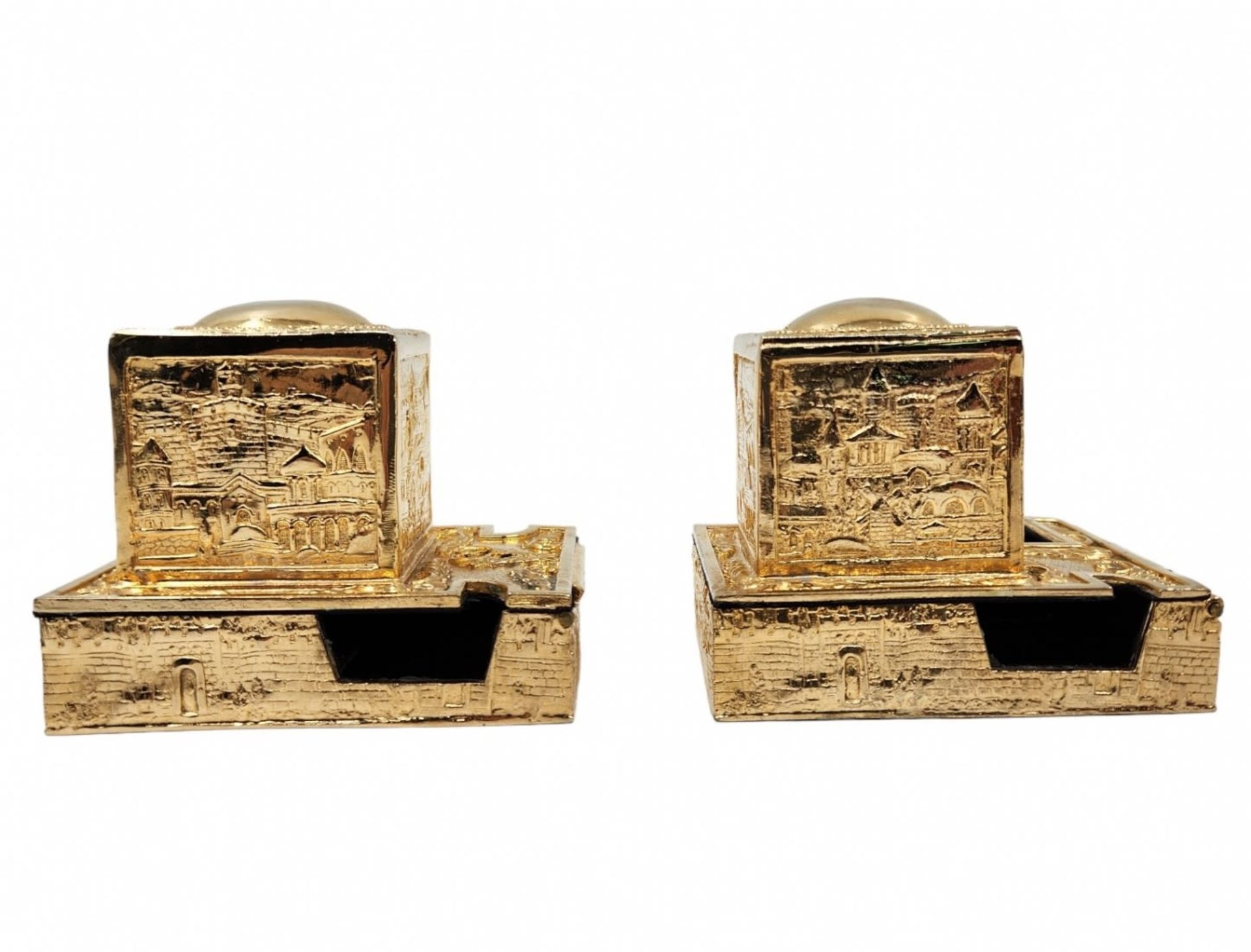 A pair of high-quality and impressive Tefillin housings made of 'sterling' silver plated with - Image 7 of 12