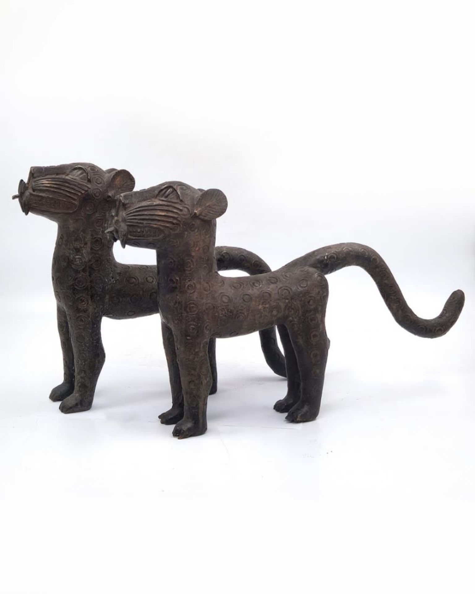 A pair of antique African statues, around hundred years old, in the form of panthers, made in ' - Image 5 of 8