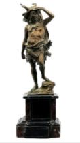 'German warrior' (chasseur surveillant l'horizon) - antique bronze statue, paul Ludwig