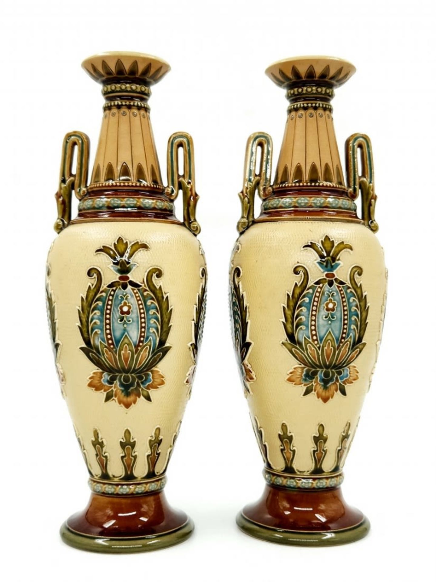 A pair of German vases made by 'Villeroy & Boch, Mettlach', made of majolica, signed, High - Bild 2 aus 6