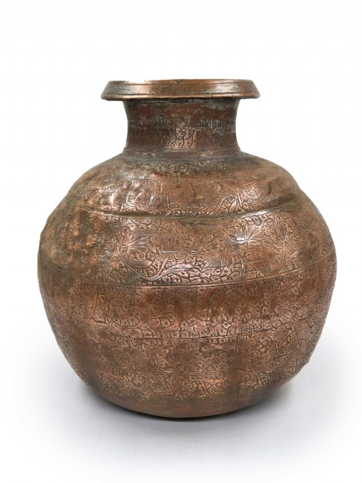 A large and beautiful antique Asian water jug from the 19th century, made in the Dhamrai region, - Image 2 of 8