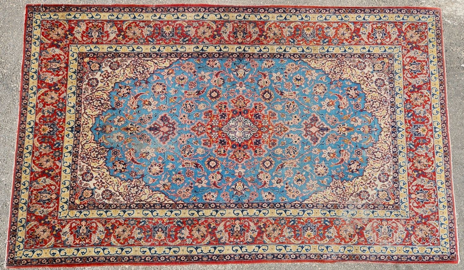 Handmade woven Persian rug, carpet size: 245X150 cm.