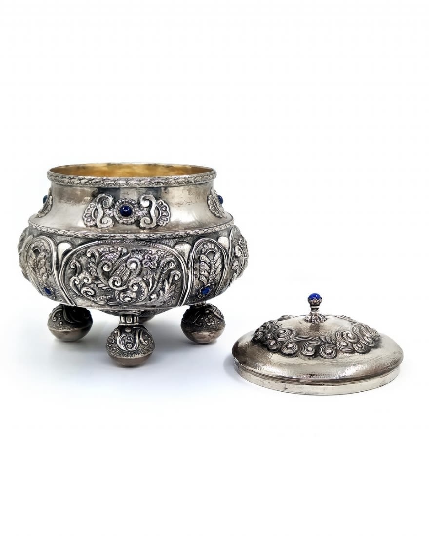 A large high-quality and impressive silverware, hand made from silver in repousse technique., made - Image 3 of 11