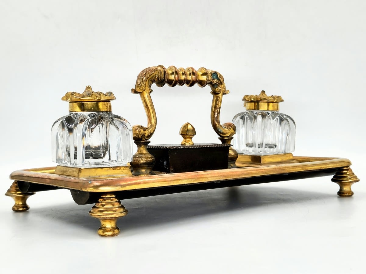 An antique double tabletop inkwell, brass and spelter, the ink wells themselves are made of glass, - Image 5 of 7