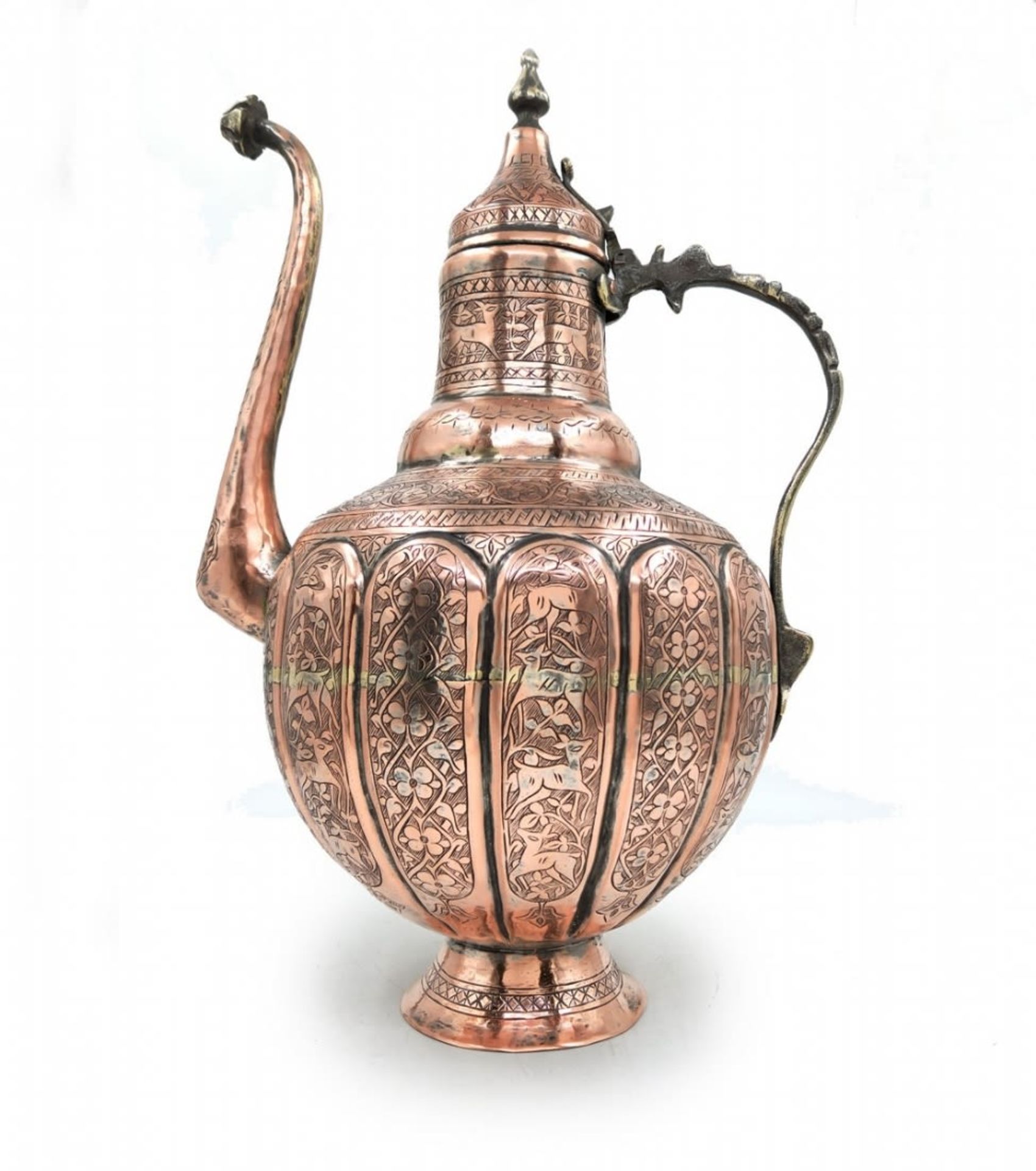 An antique Persian vessel, from the Qajar Dynasty period, made of copper and brass and decorated - Image 4 of 9