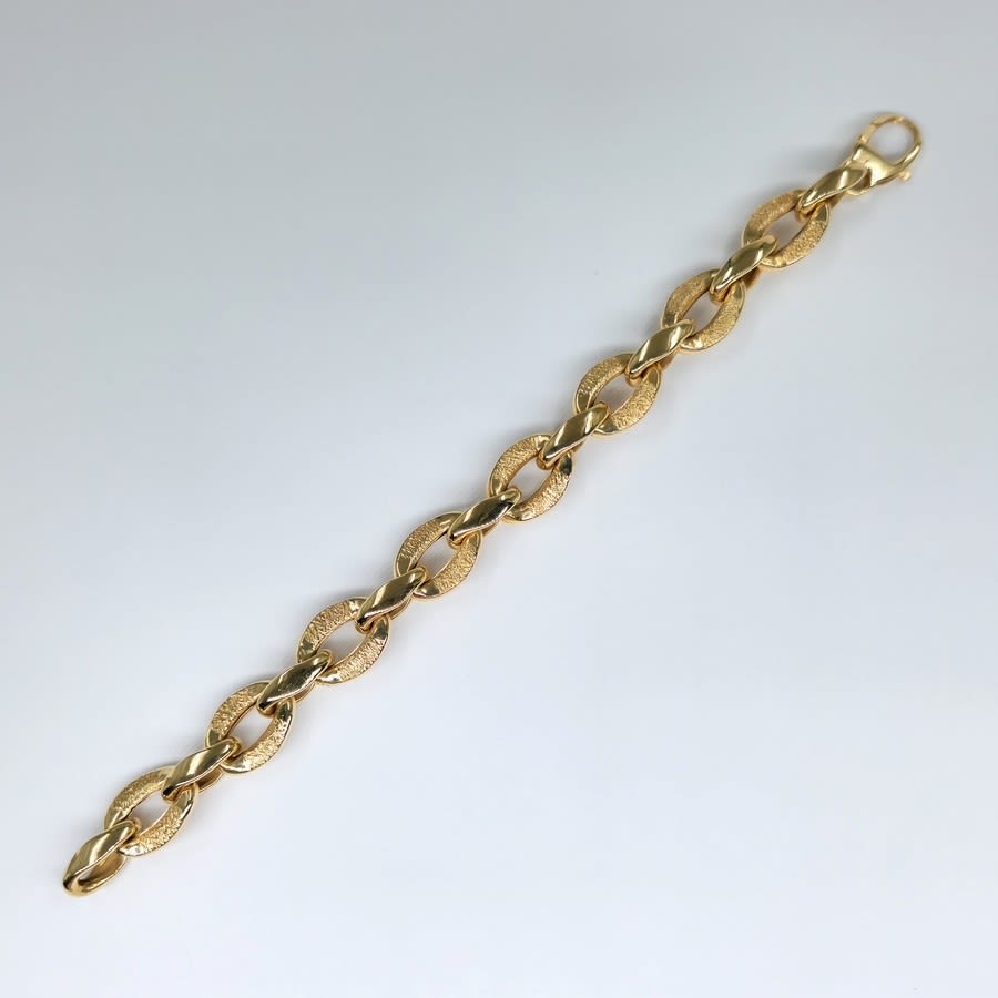 Gold bracelet 14K, signed by the manufacturer and the purity of the gold tested, Weight: 9.66 grams, - Image 2 of 4