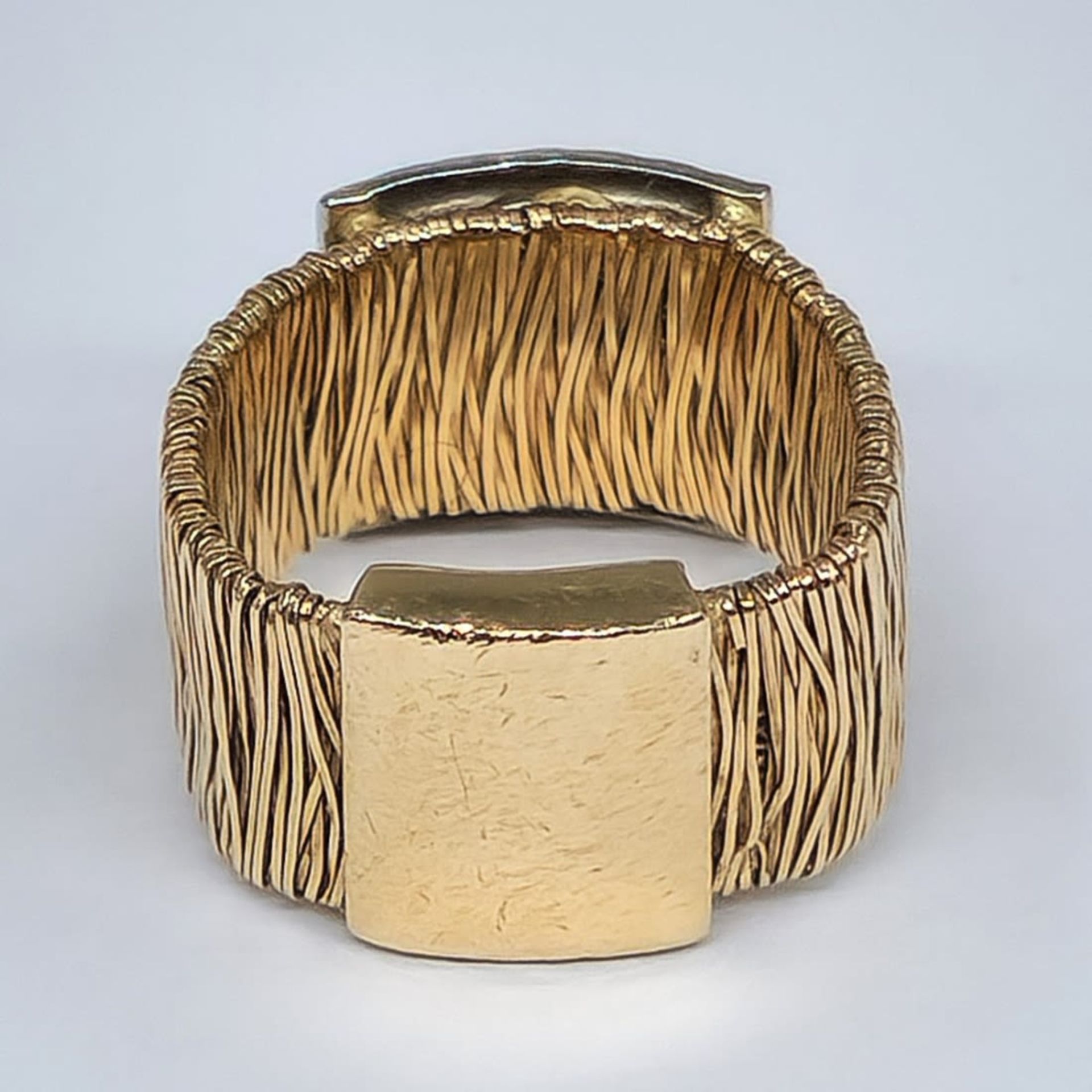 'Versace' gold ring, 14K, a soft gold ring of 14K yellow gold (signed), the size of the ring - Image 3 of 7