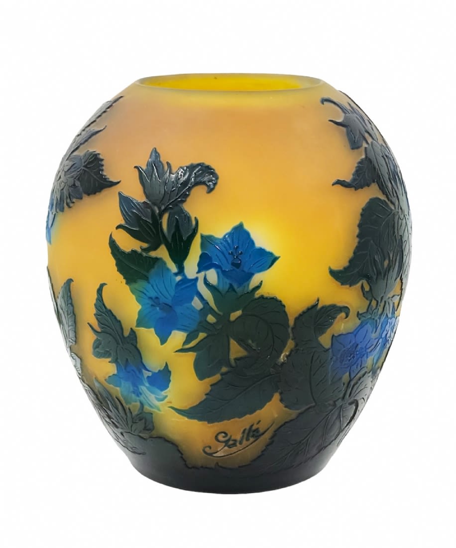High quality French art nouveau vase made by 'Emile Galle', made of glass, decorated and signed in - Image 5 of 7