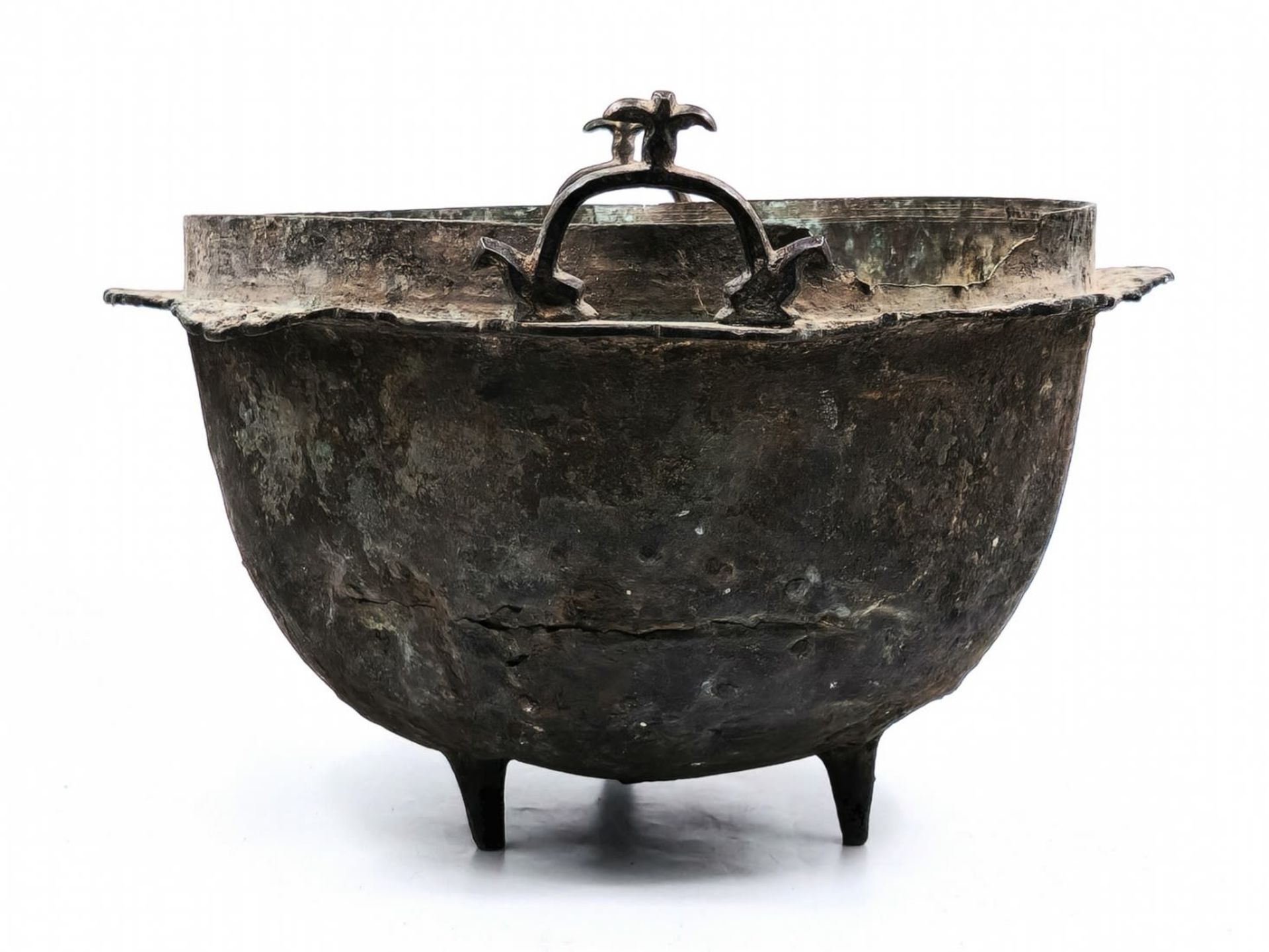 An antique Islamic Cauldron, 12th / 13th centuries, the Khorasan region of Iran., made of copper, - Bild 6 aus 13