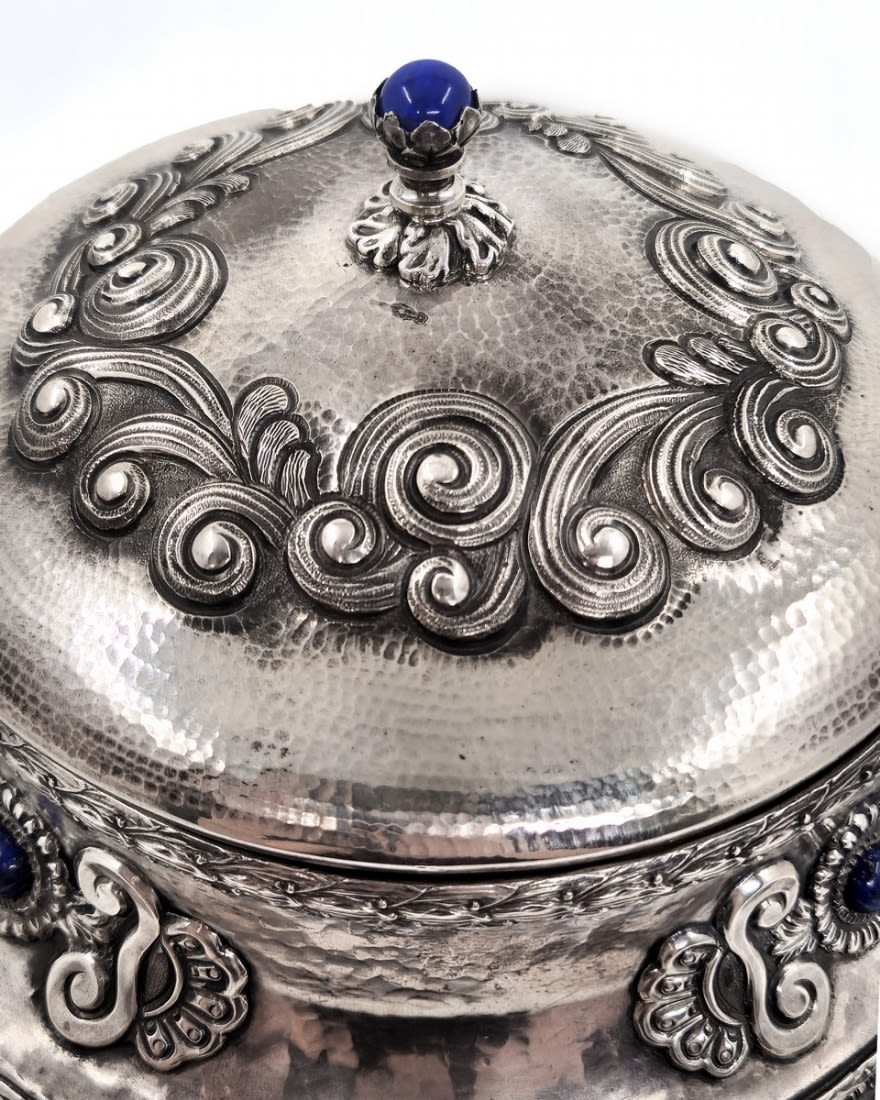 A large high-quality and impressive silverware, hand made from silver in repousse technique., made - Image 4 of 11