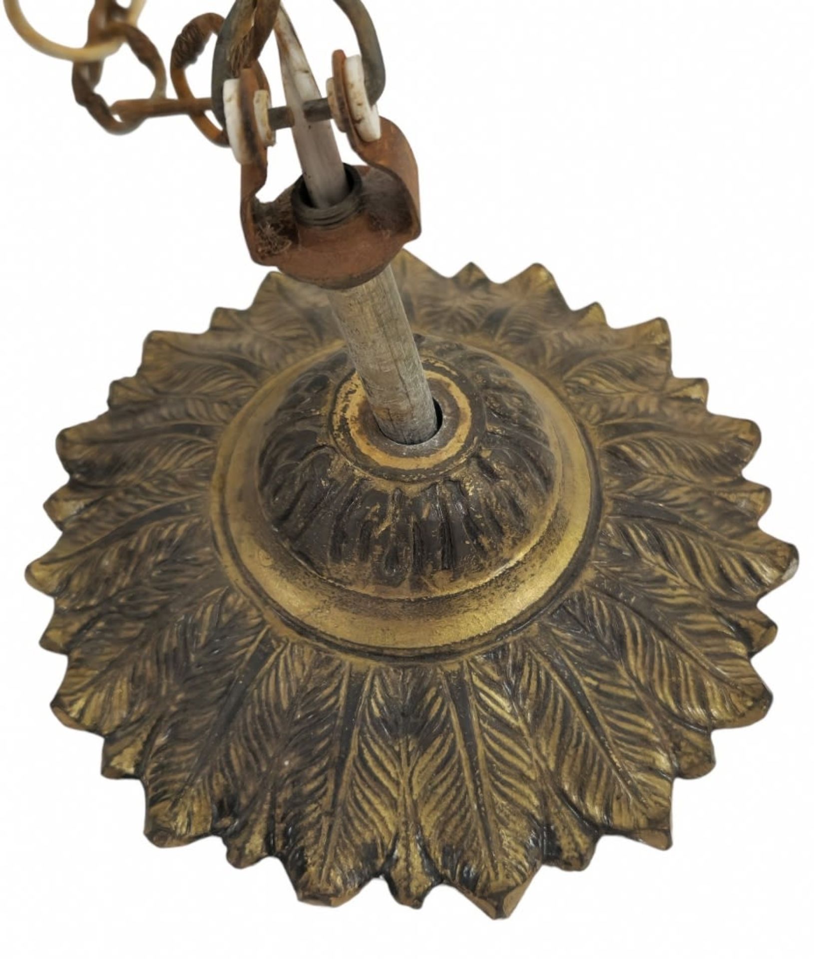 A Syrian ceiling lamp from the 19th century, made of brass, sawn by hand and hammered, Damascus 19th - Bild 7 aus 7