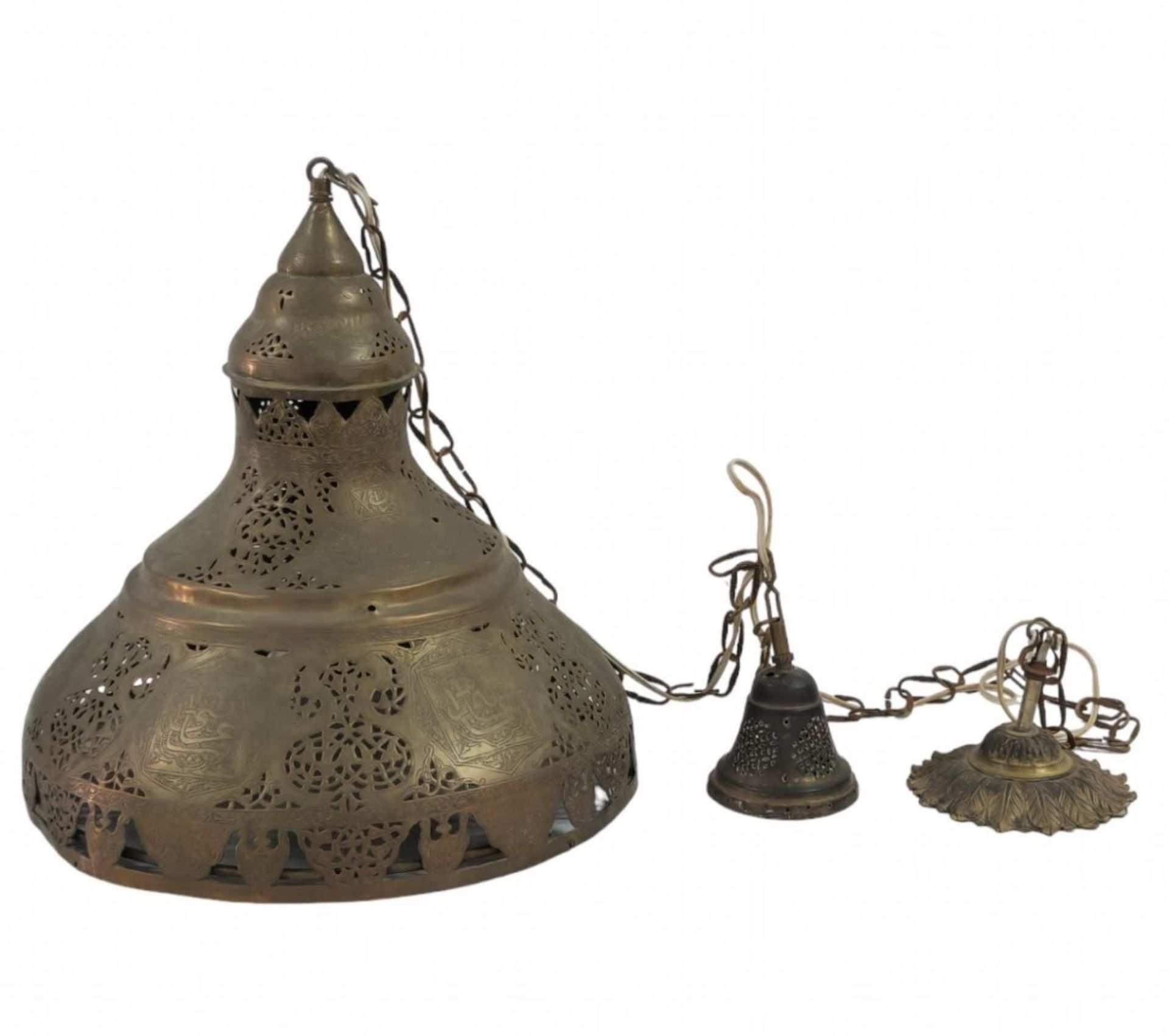 A Syrian ceiling lamp from the 19th century, made of brass, sawn by hand and hammered, Damascus 19th - Image 2 of 7