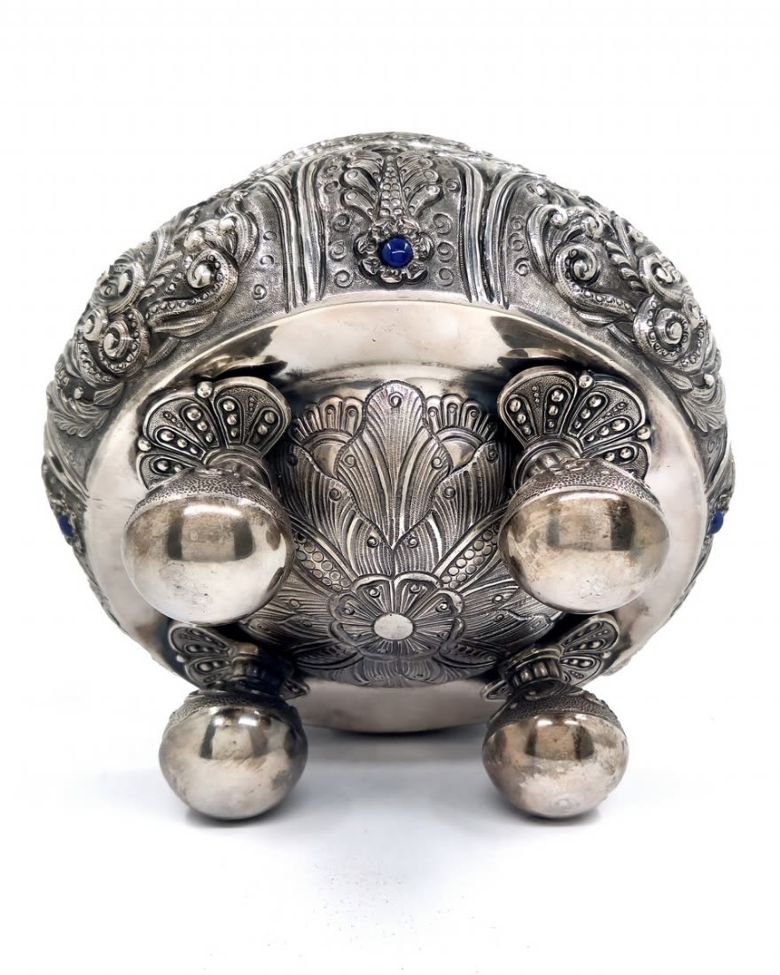 A large high-quality and impressive silverware, hand made from silver in repousse technique., made - Image 9 of 11